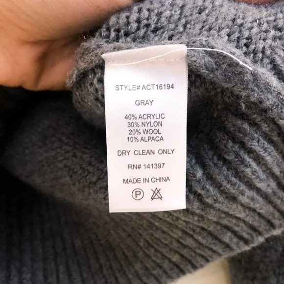 ASTR The Label Wool Alpaca Blend Floral Balloon Sleeve Gray Knit Sweater Small - Picture 7 of 8